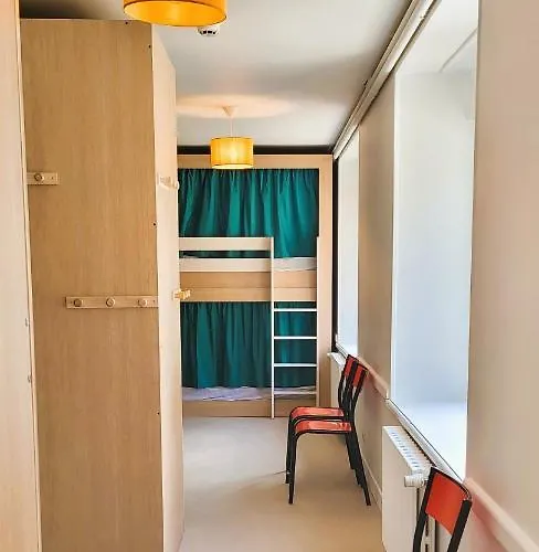 L'etape Du Mont, Family Pontorson